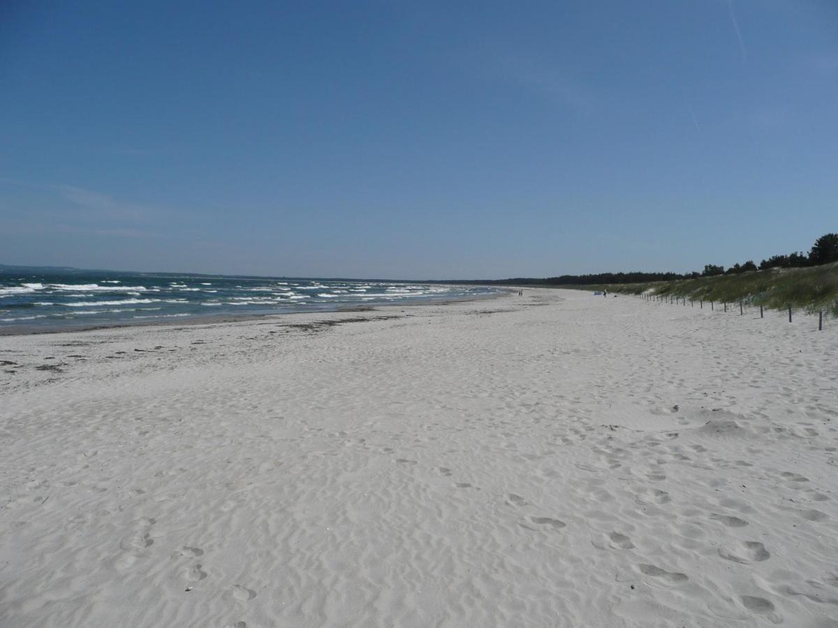 Ferienwohnung Mit Traumhaftem Meerblick - Haus Am Meer Fewo 02 Lohme Buitenkant foto