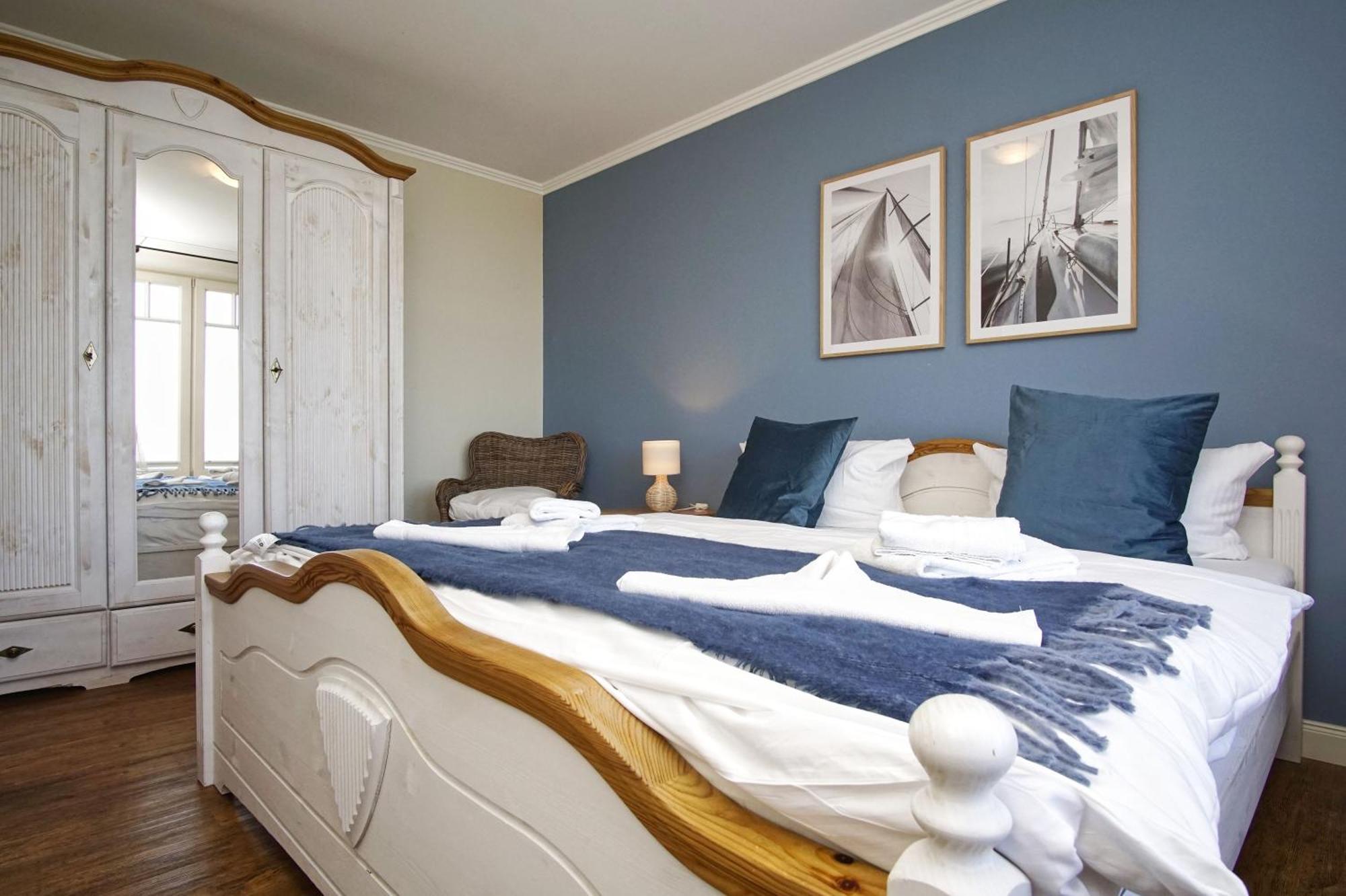 Ferienwohnung Mit Traumhaftem Meerblick - Haus Am Meer Fewo 02 Lohme Buitenkant foto