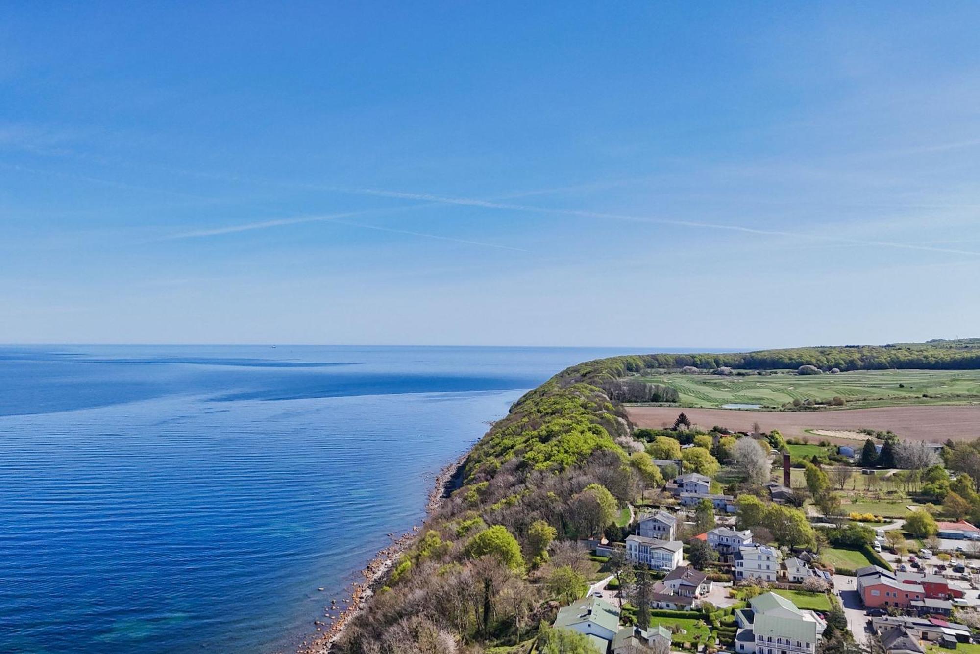 Ferienwohnung Mit Traumhaftem Meerblick - Haus Am Meer Fewo 02 Lohme Buitenkant foto